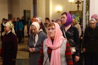 3-Божественная Литургия в Неделю крестопоклонную Великого поста в Свято-Андреевском кафедральном соборе