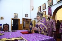 10-Божественная Литургия в Неделю крестопоклонную Великого поста в Свято-Андреевском кафедральном соборе