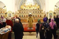 13-Божественная Литургия в Неделю крестопоклонную Великого поста в Свято-Андреевском кафедральном соборе