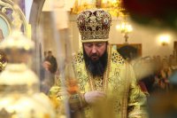 19-Божественная Литургия в Неделю крестопоклонную Великого поста в Свято-Андреевском кафедральном соборе