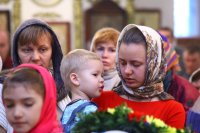25-Божественная Литургия в Неделю крестопоклонную Великого поста в Свято-Андреевском кафедральном соборе