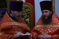 1-В Светлую Среду епископ Амфилохий совершил Божественную Литургию в Богородице-Рождественском храме Усть-Каменогорска