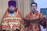 16-В Светлую Среду епископ Амфилохий совершил Божественную Литургию в Богородице-Рождественском храме Усть-Каменогорска