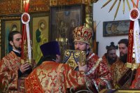 18-В Светлую Среду епископ Амфилохий совершил Божественную Литургию в Богородице-Рождественском храме Усть-Каменогорска