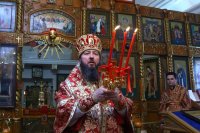 28-В Светлую Среду епископ Амфилохий совершил Божественную Литургию в Богородице-Рождественском храме Усть-Каменогорска