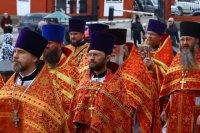 46-В четверг Светлой седмицы в главном храме Восточного Казахстана состоялось соборное служение Божественной Литургии