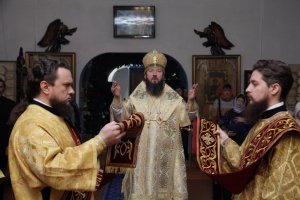 Служение епископа Амфилохия в праздник Обрезания Господня и день памяти святителя Василия Великого