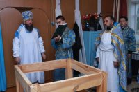 15-В день Покрова Пресвятой Богородицы епископ Амфилохий совершил великое освящение храма в селе Самарское
