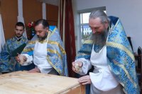 17-В день Покрова Пресвятой Богородицы епископ Амфилохий совершил великое освящение храма в селе Самарское