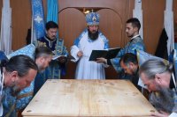 18-В день Покрова Пресвятой Богородицы епископ Амфилохий совершил великое освящение храма в селе Самарское