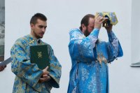 32-В день Покрова Пресвятой Богородицы епископ Амфилохий совершил великое освящение храма в селе Самарское
