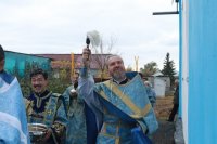 34-В день Покрова Пресвятой Богородицы епископ Амфилохий совершил великое освящение храма в селе Самарское