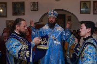 45-В день Покрова Пресвятой Богородицы епископ Амфилохий совершил великое освящение храма в селе Самарское