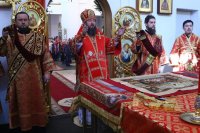 8-Служение епископа Амфилохия в день поминовения усопших 