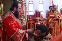 12-Служение епископа Амфилохия в день поминовения усопших 