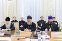 5-Управляющий Усть-Каменогорской и Семипалатинской епархией принял участие во встрече Главы Казахстанского Митрополичьего округа с акимом Западно-Казахстанской области