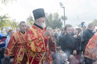 1-Епископ Амфилохий прибыл в Михайло-Архангельский собор г.Уральска, куда был принесён ковчег с частью пояса Пресвятой Богородицы 