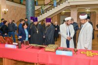 21-Архипастыри Православной Церкви Казахстана приняли участие в работе круглого стола, посвященного Дню духовного согласия