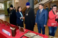 25-Архипастыри Православной Церкви Казахстана приняли участие в работе круглого стола, посвященного Дню духовного согласия