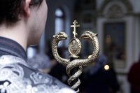 4-Начало чтения Великого покаянного канона преподобного Андрея Критского в главном храме Восточного Казахстана
