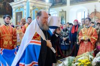 7-Епископ Амфилохий сослужил митрополиту Александру за Литургией в Михайло-Архангельском соборе Уральска