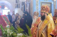 25-Епископ Амфилохий сослужил митрополиту Александру за Литургией в Михайло-Архангельском соборе Уральска
