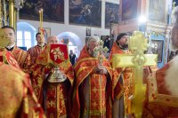 40-Епископ Амфилохий сослужил митрополиту Александру за Литургией в Михайло-Архангельском соборе Уральска