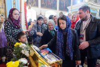 54-Епископ Амфилохий сослужил митрополиту Александру за Литургией в Михайло-Архангельском соборе Уральска