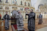20-В Андреевском кафедральном соборе совершена первая в наступившем Великом посту Литургия Преждеосвященных Даров