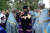 9-«Яко необоримую стену и источник чудес..». Божественная Литургия архиерейским чином на Святом Ключе