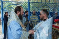 62-«Яко необоримую стену и источник чудес..». Божественная Литургия архиерейским чином на Святом Ключе