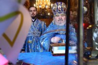 9-Служение епископа Амфилохия в день Похвалы Пресвятой Богородицы