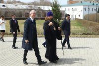 1-Посол Франции в Республике Казахстан посетил Свято-Троицкий мужской монастырь города Усть-Каменогорска