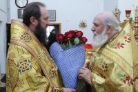 27-В Неделю 4-ю по Пятидесятнице епископ Амфилохий совершил Божественную Литургию в главном храме Рудного Алтая