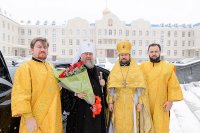 2-Глава Православной Церкви Казахстана и архипастыри Митрополичьего округа совершили воскресную Литургию в главном храме страны