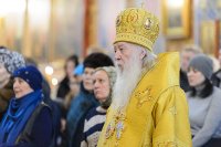 14-Глава Православной Церкви Казахстана и архипастыри Митрополичьего округа совершили воскресную Литургию в главном храме страны