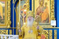 21-Глава Православной Церкви Казахстана и архипастыри Митрополичьего округа совершили воскресную Литургию в главном храме страны