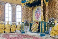 23-Глава Православной Церкви Казахстана и архипастыри Митрополичьего округа совершили воскресную Литургию в главном храме страны