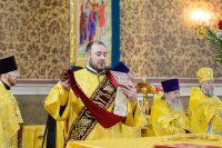 26-Глава Православной Церкви Казахстана и архипастыри Митрополичьего округа совершили воскресную Литургию в главном храме страны