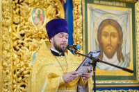 36-Глава Православной Церкви Казахстана и архипастыри Митрополичьего округа совершили воскресную Литургию в главном храме страны