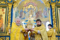47-Глава Православной Церкви Казахстана и архипастыри Митрополичьего округа совершили воскресную Литургию в главном храме страны