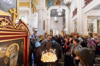 6-Епископ Амфилохий принял участие в праздновании в честь Феодоровской иконы Пресвятой Богородицы в Алма-Ате