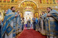 19-Епископ Амфилохий принял участие в праздновании в честь Феодоровской иконы Пресвятой Богородицы в Алма-Ате