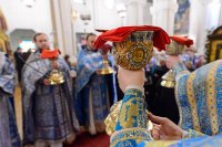 22-Епископ Амфилохий принял участие в праздновании в честь Феодоровской иконы Пресвятой Богородицы в Алма-Ате