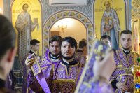 10-В субботу по Воздвижении епископ Амфилохий молился в Матронинском храме Иверско-Серафимовского монастыря Алма-Аты