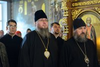 18-В субботу по Воздвижении епископ Амфилохий молился в Матронинском храме Иверско-Серафимовского монастыря Алма-Аты