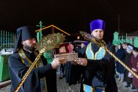 2-В город Семипалатинск, отмечающий 300-летие своего основания, принесены мощи святителя Николая Чудотворца 