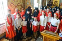 12-Епископ Амфилохий принял участие в торжествах, посвященных 110-летию учреждения и 15-летию возрождения Иверско-Серафимовской обители Алма-Аты