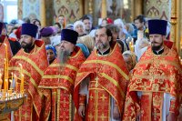 13-Епископ Амфилохий принял участие в торжествах, посвященных 110-летию учреждения и 15-летию возрождения Иверско-Серафимовской обители Алма-Аты