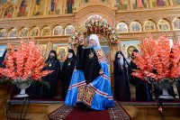 49-Епископ Амфилохий принял участие в торжествах, посвященных 110-летию учреждения и 15-летию возрождения Иверско-Серафимовской обители Алма-Аты